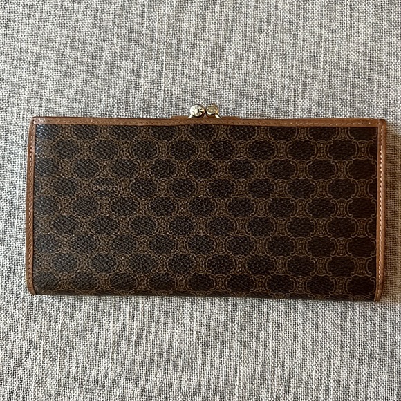 Celine Kisslock Long Wallet - Picture 2 of 12